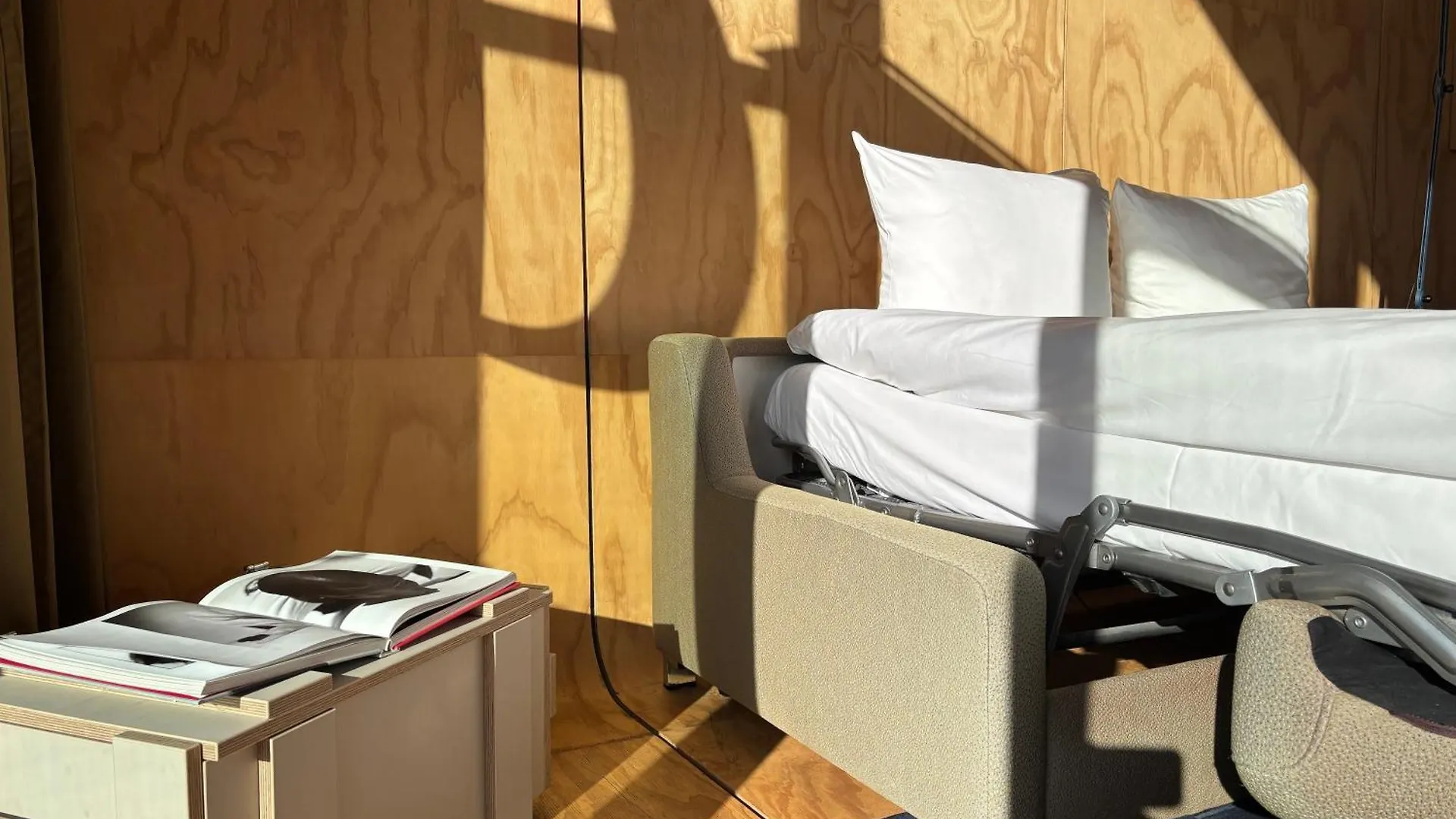 Basecamp Amsterdam Hotel 4*,